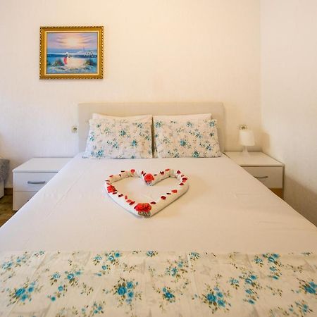 Apartments Kovacevic Петровац Экстерьер фото