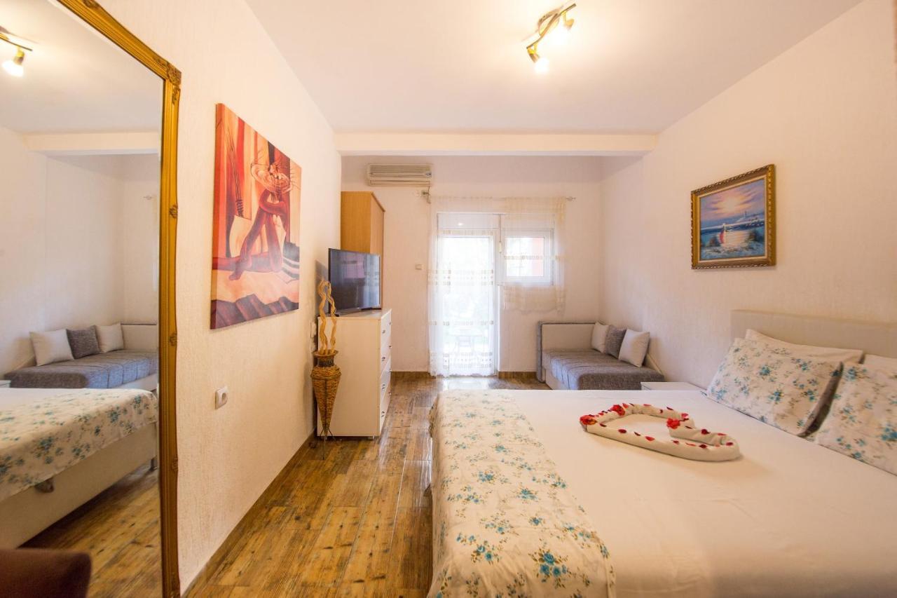 Apartments Kovacevic Петровац Экстерьер фото