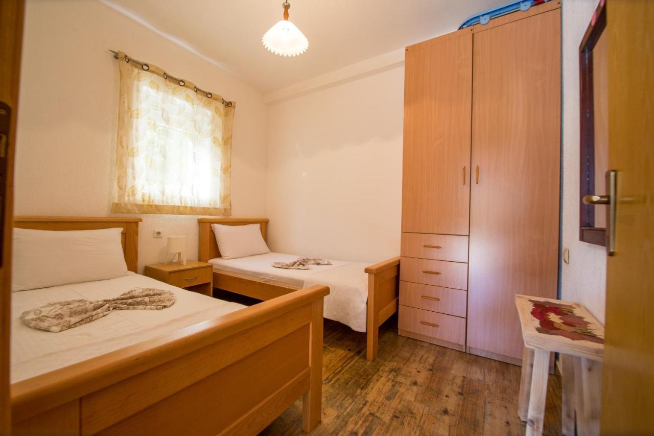 Apartments Kovacevic Петровац Экстерьер фото