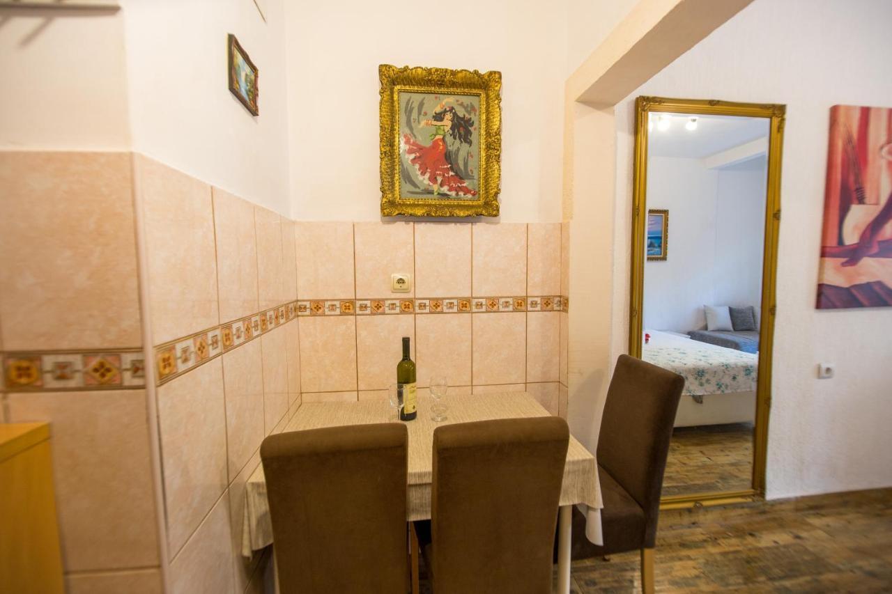 Apartments Kovacevic Петровац Экстерьер фото