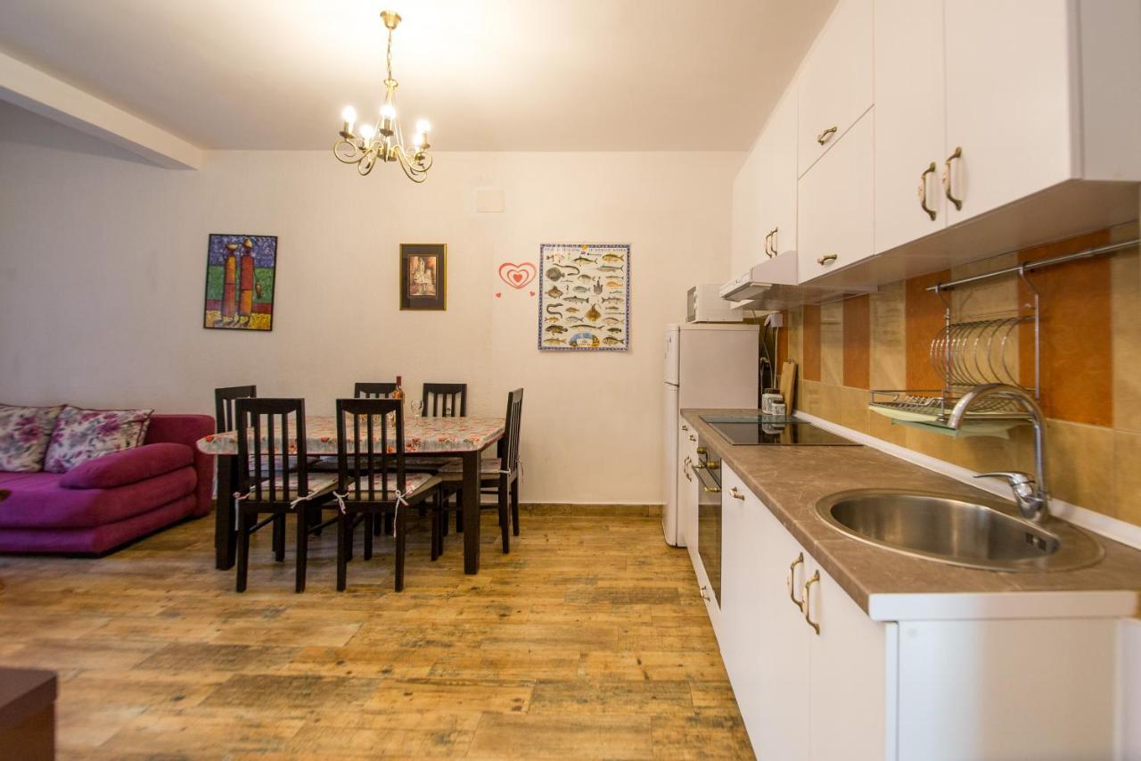 Apartments Kovacevic Петровац Экстерьер фото