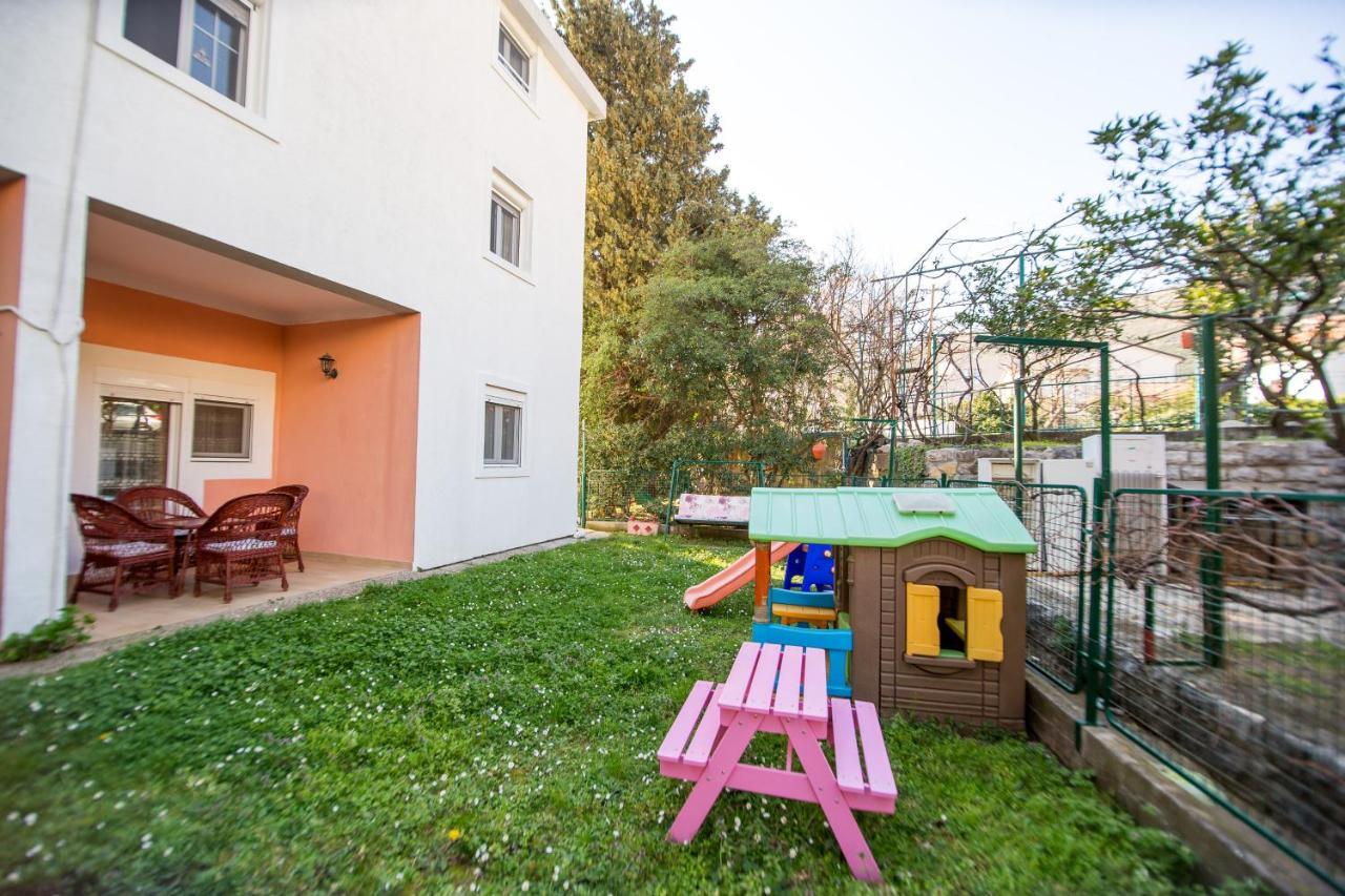 Apartments Kovacevic Петровац Экстерьер фото